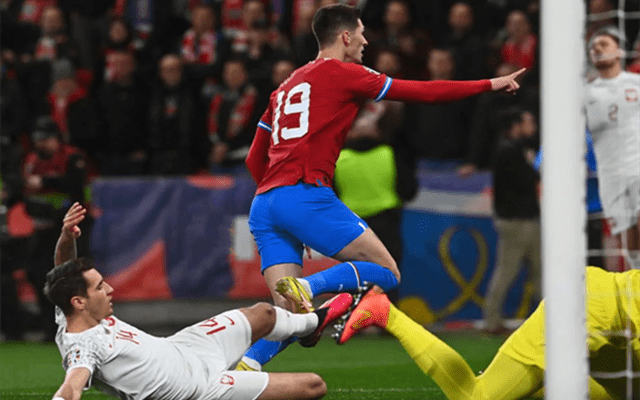 关于国家队士气高涨：备战欧洲杯预选赛的信息