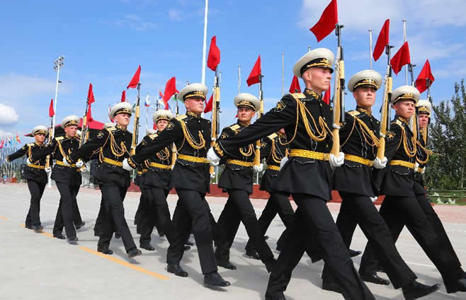 直击现场！邀请赛中美国队如何完成刷新纪录？的简单介绍